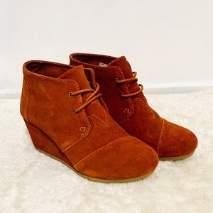 Toms Cognac Suede Wedge Booties